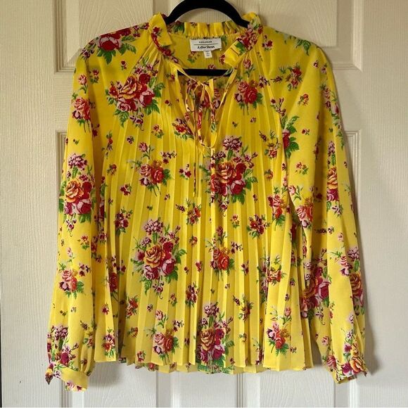 & Other Stories Pleated Floral Blouse - Picture 2 of 5